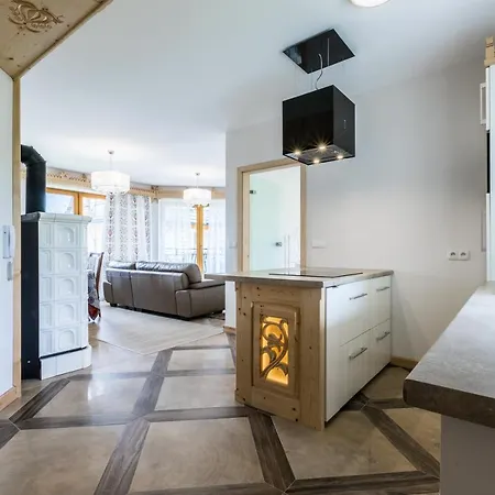 Apartment Zawrat *